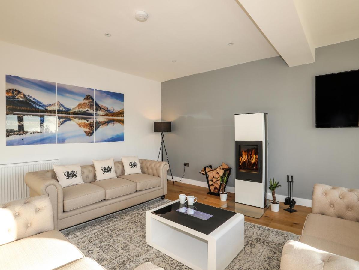 Apartment Bryn Min Manton Penthouse *